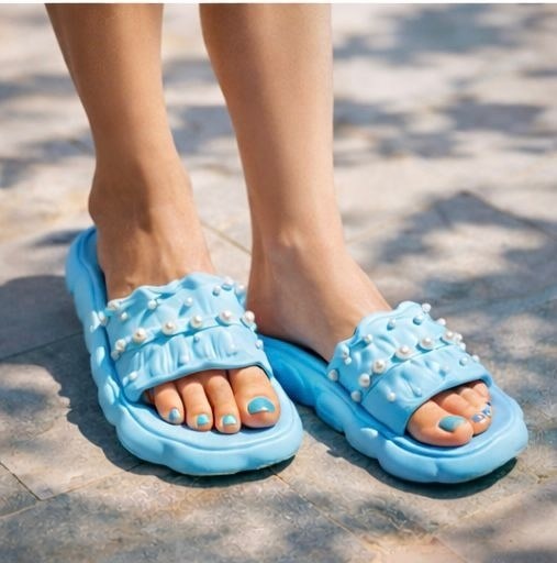 ,женские шлепанцы,женские резиновые шлепанцы,модные шлепанцы,летние шлепанцы