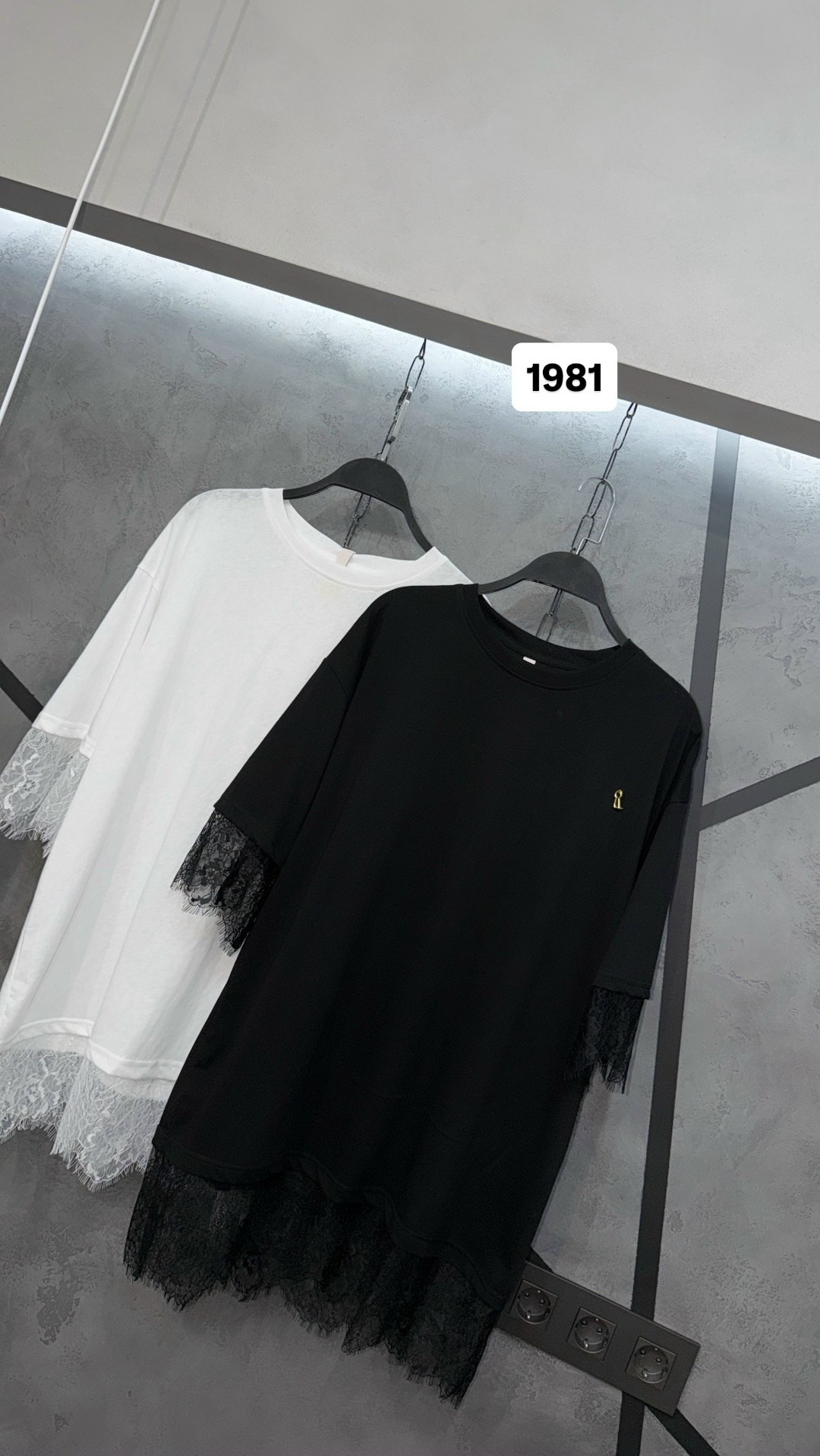 футболка с кружевами,футболки модные,футболки женская,кружевная футболка,футболка с кружевной отделкой