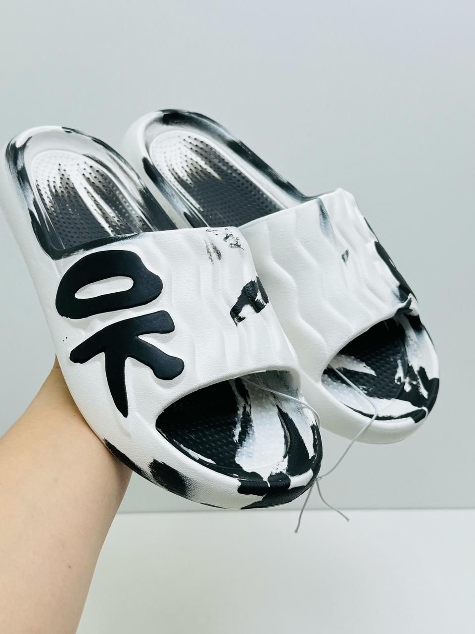 ,мужские шлепанцы,тапочки модные,шлепанцы женские,шлепки мужские