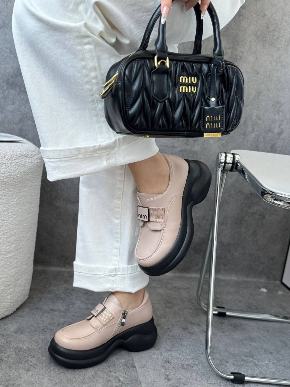 сумка miu miu,стеганая сумка arcadie miu miu черный,сумка miu miu через плечо,miu miu сумка на плечо кросс-боди,сумка женская miu miu