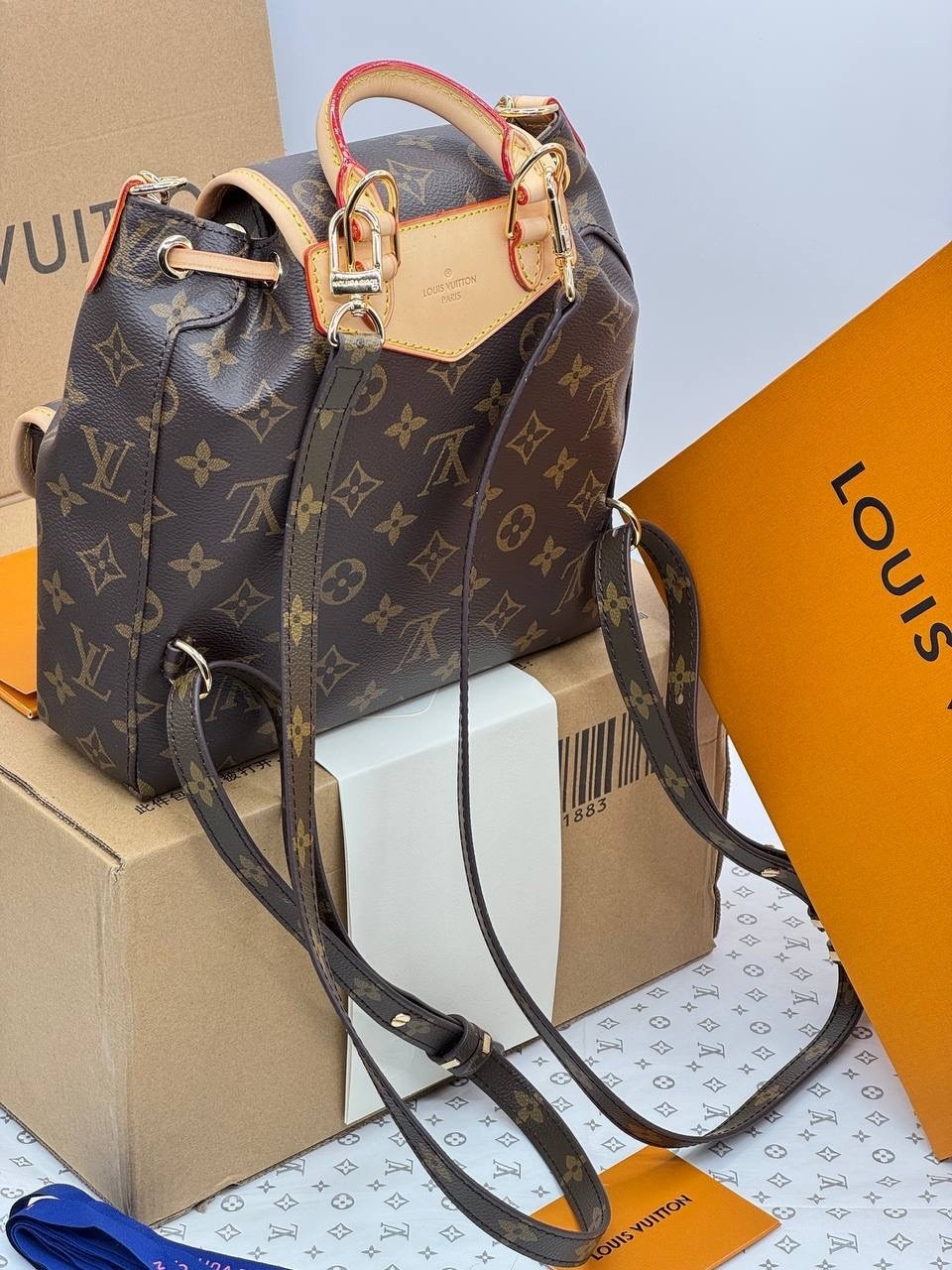 рюкзак louis vuitton,рюкзак луи виттон,сумка луи виттон,рюкзак louis vuitton montsouris,рюкзак луи виттон женский