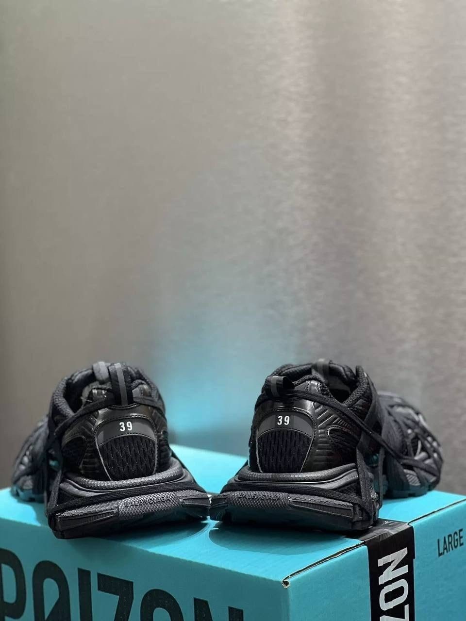 кроссовки balenciaga женские,кроссовки balenciaga 3xl extreme laces b,кроссовки balenciaga,спортивная  в стиле balenciaga track 2.0,кроссовки balenciaga track 1.0 men 542026w3bj11000 черный