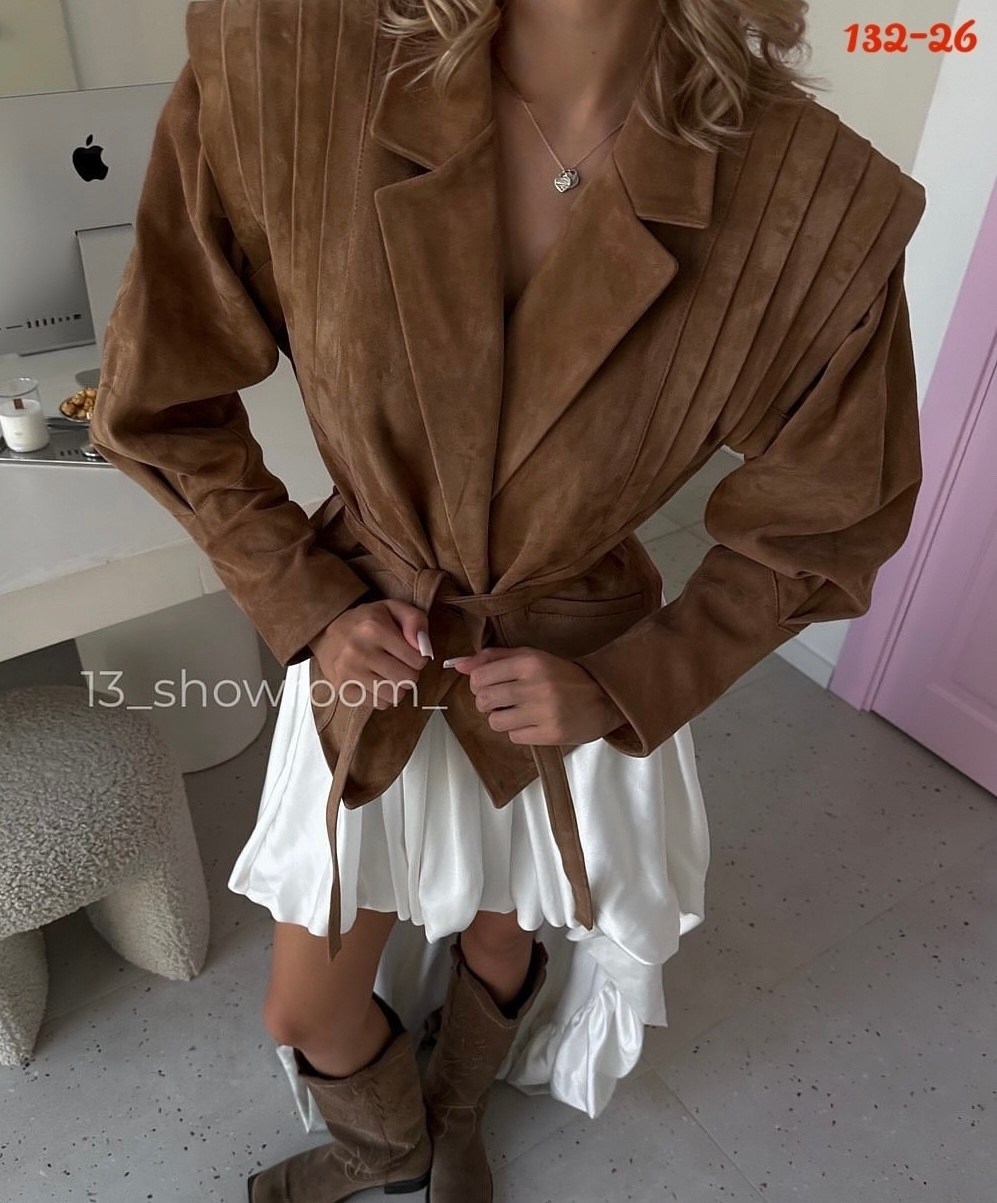 мода стиль,модные наряды,одежда стильная,замшевая куртка