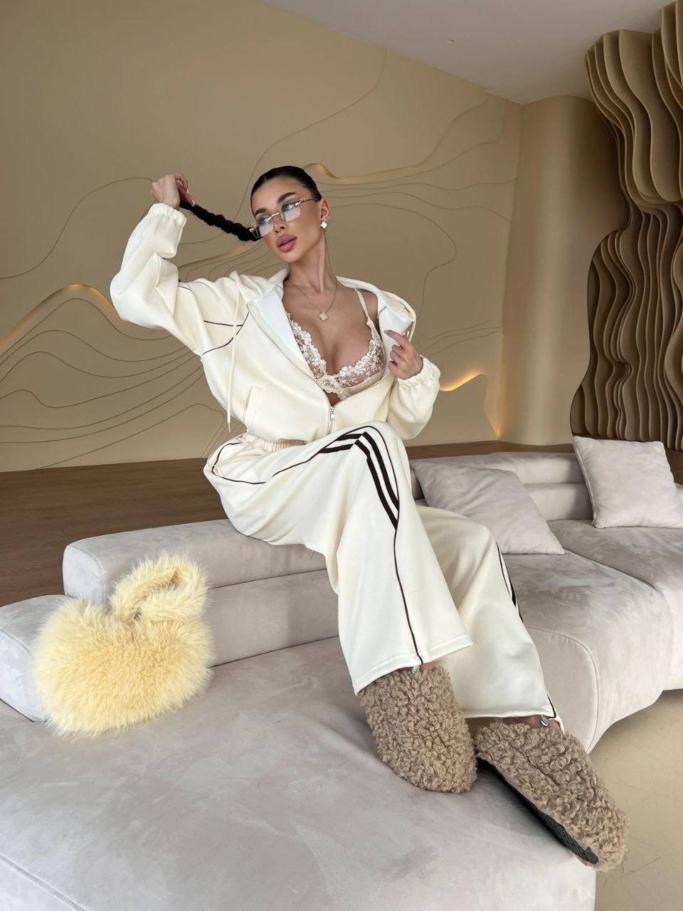 женский спортивный костюм,стильный костюм,женский костюм,спортивный костюм,спортивный костюм модный