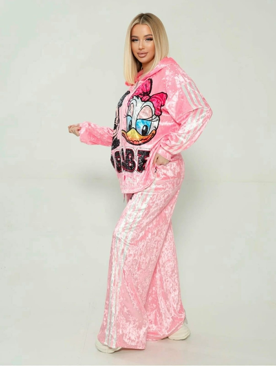 велюровый костюм,велюровый спортивный костюм,костюм женский адидас велюр,бархатный костюм адидас,женские велюровые костюмы