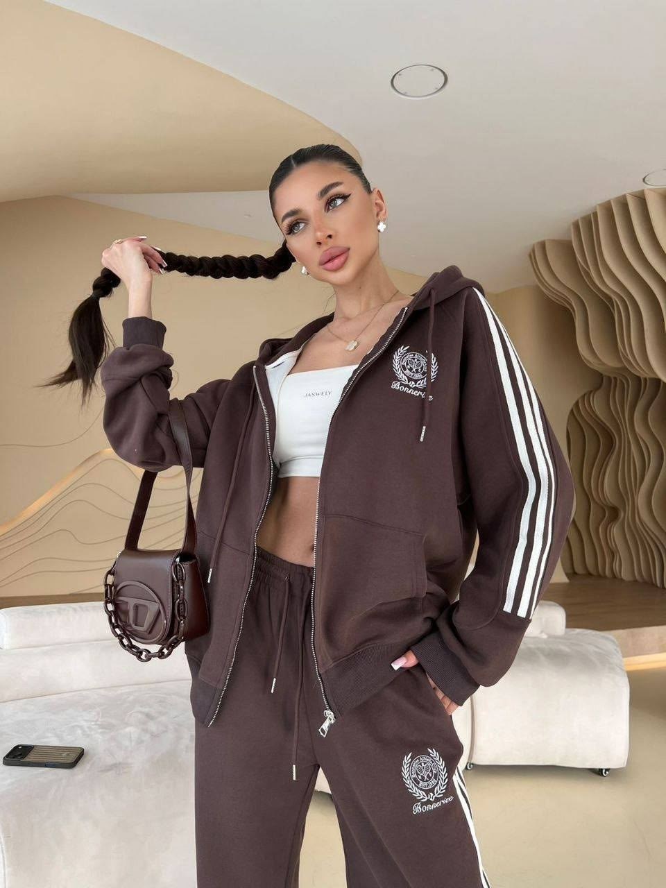 loro piana женский красный костюм,спортивный костюм,спортивный костюм женский,женский костюм,красный женский костюм