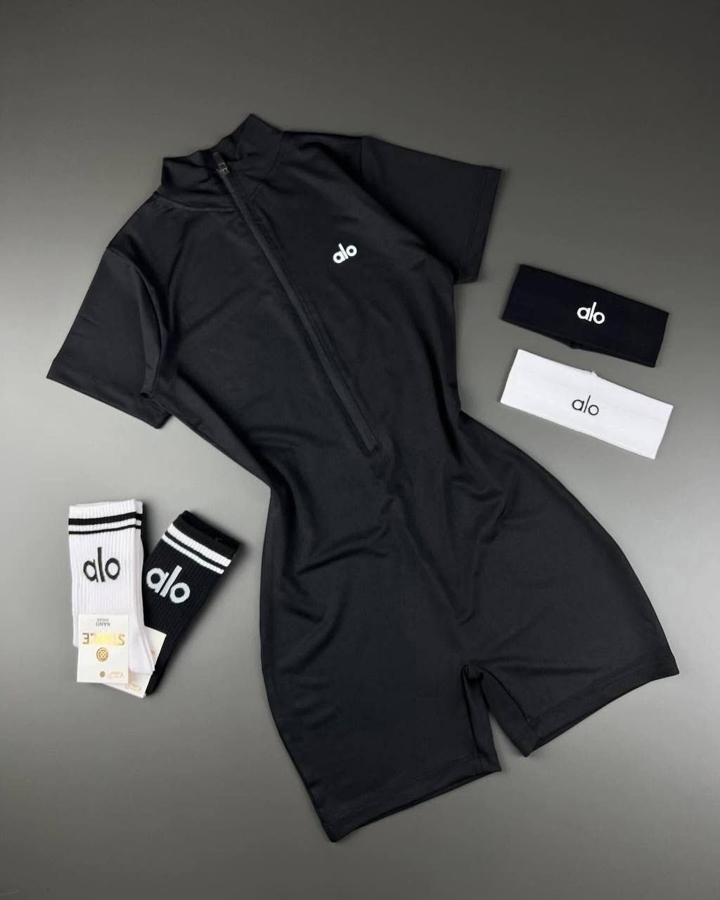 комбинезон спортивный,спортивный женский комбинезон,комбинезон для спорта,женские спортивные костюмы,женские комбинезоны