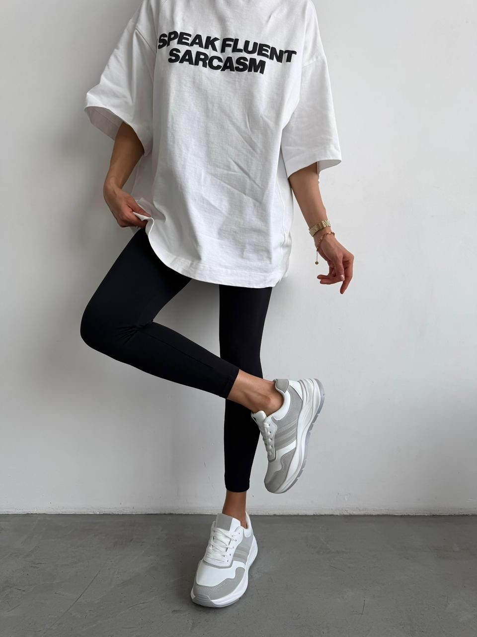 ,женские кроссовки,белые кроссовки женские,белые кроссовки,стильные женские кроссовки