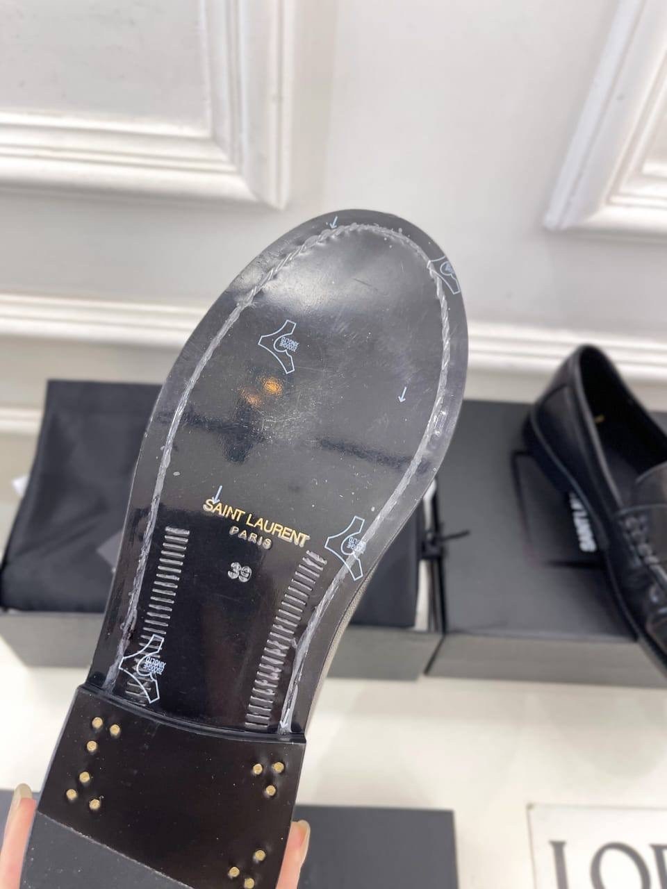 лоферы saint laurent черный,лоферы yves saint laurent,женские лоферы,кожаные лоферы,