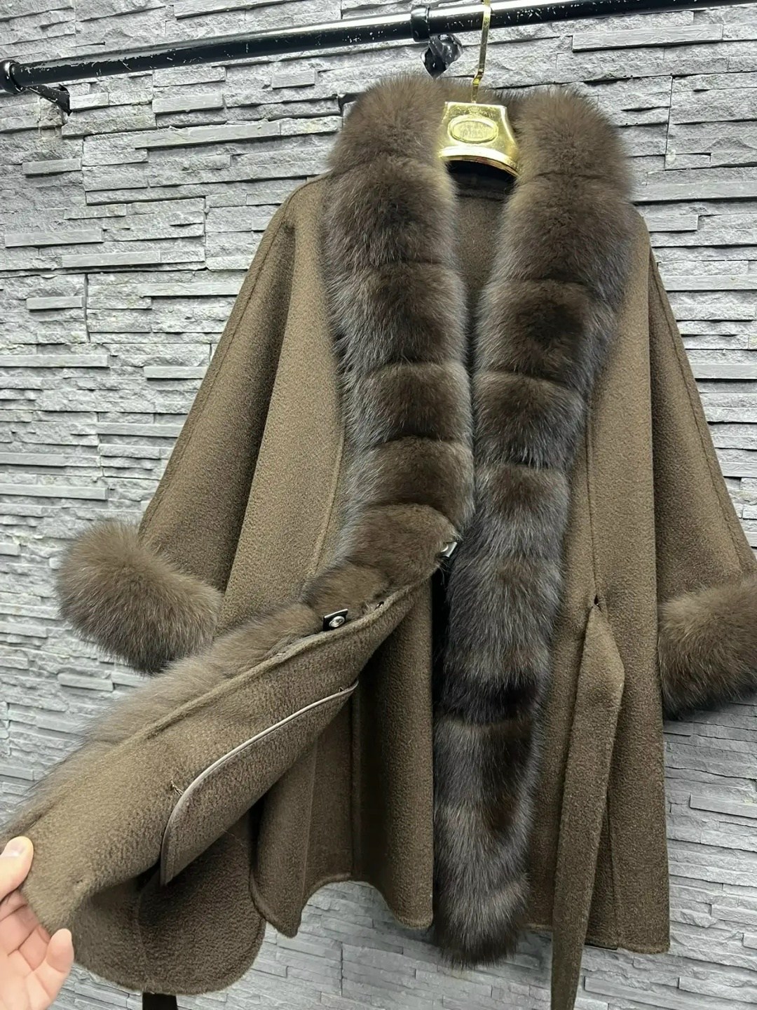 пальто с мехом соболя,меховая накидка,пальто пончо с мехом,пончо с мехом,пончо кашемир с мехом