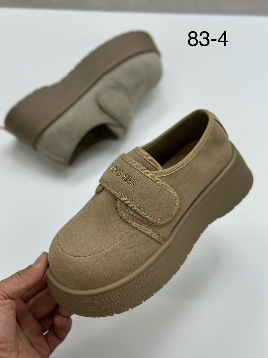 ,женская ,замшевые лоферы miu miu на высокий подошве и фирменной фурнитурой,лоферы замш,лоферы женские