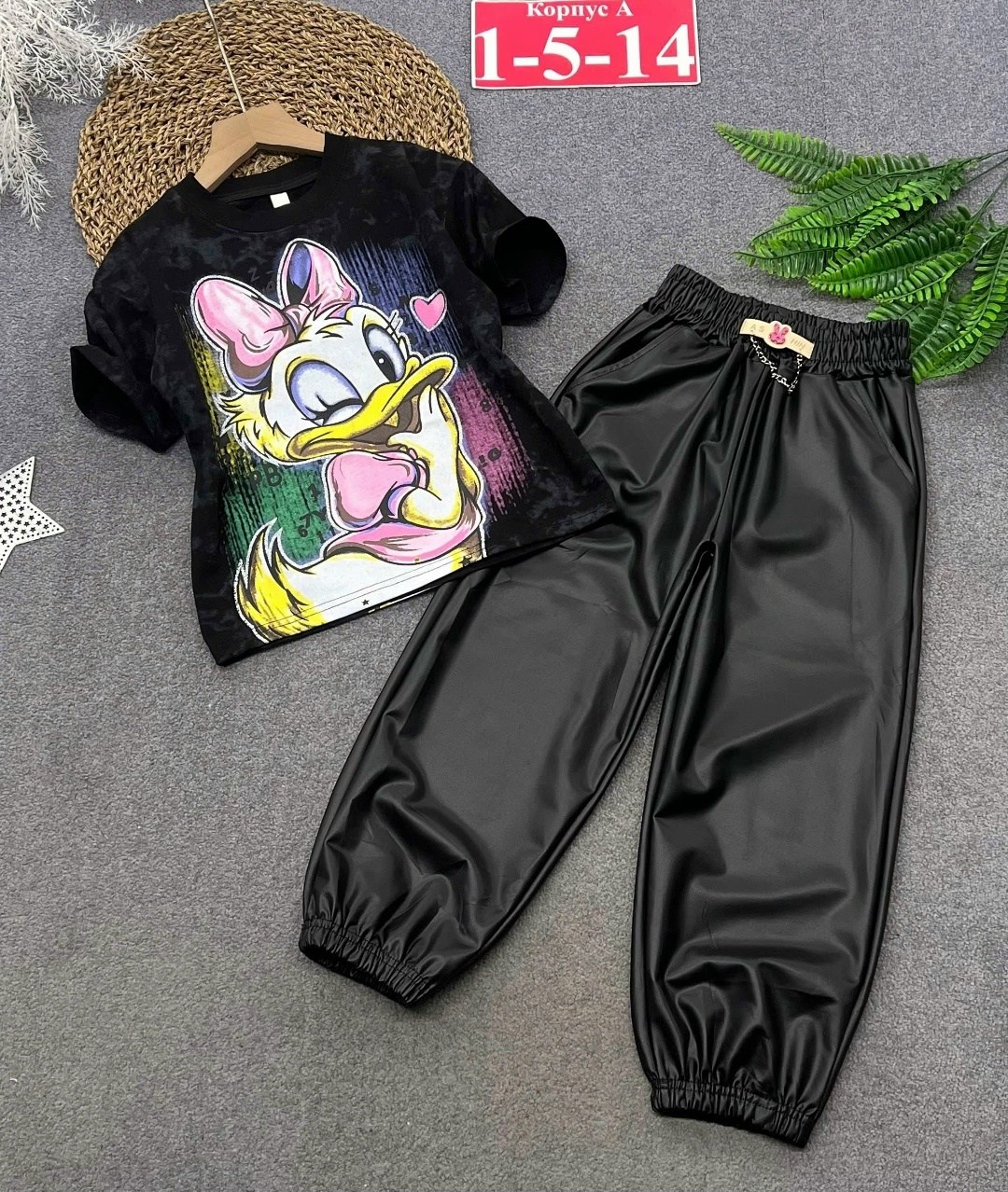 кожаные брюки,брюки из экокожи для девочки,штаны кожаные,кожаные штаны для девочек,детские кожаные брюки