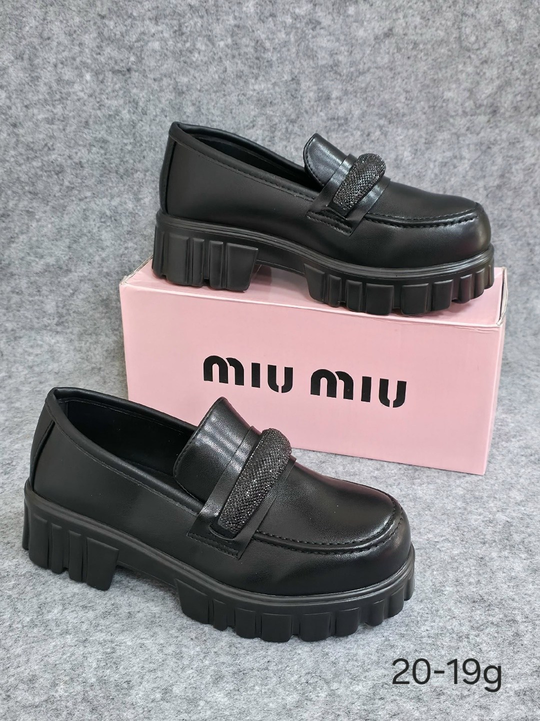 ,лоферы miu miu,лоферы женские, женская,лоферы модные