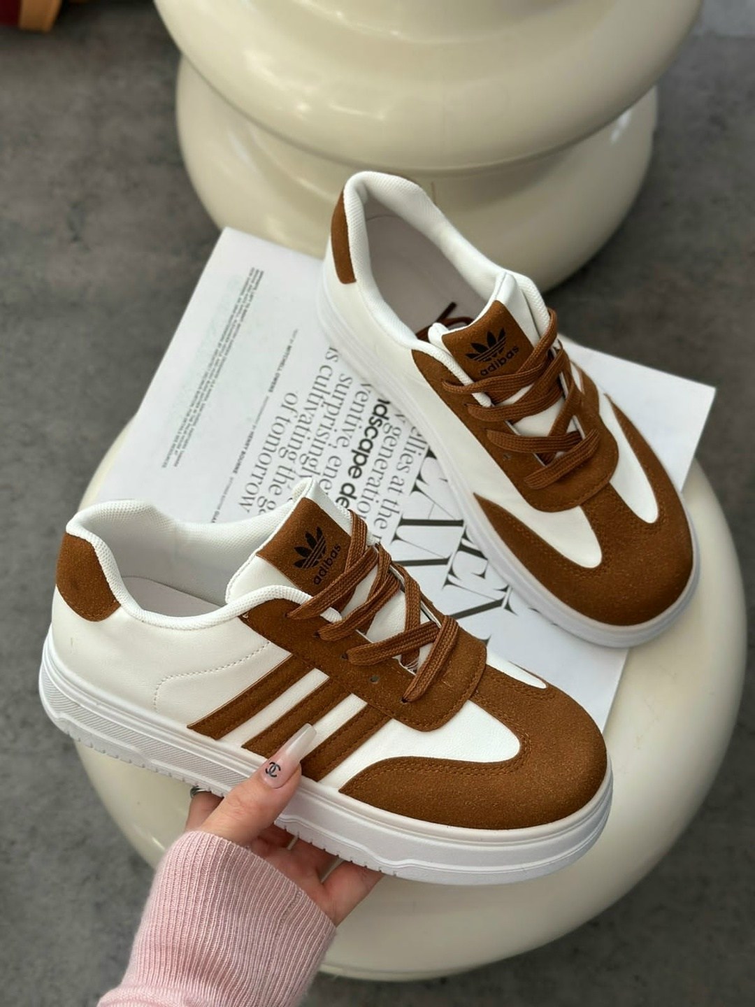 ,женские кроссовки,замшевые кроссовки,кроссовки для девушек, женская