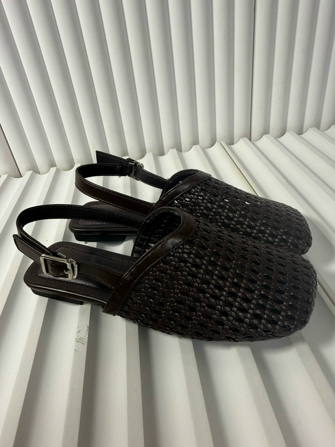 плетеные босоножки,,сандалии модные,женские босоножки,летняя  женская