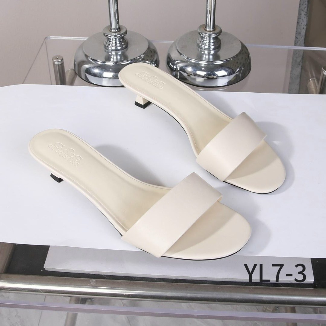 ,шлепанцы женские,женские босоножки,белые босоножки zara,белые босоножки