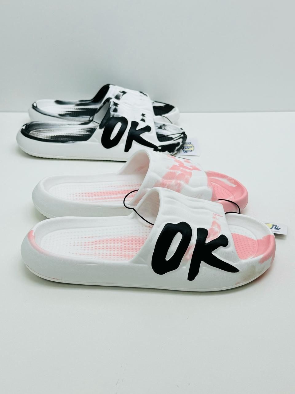 женские шлепанцы,шлепки изики женские,шлепанцы белые,женские шлепки,летние шлепанцы