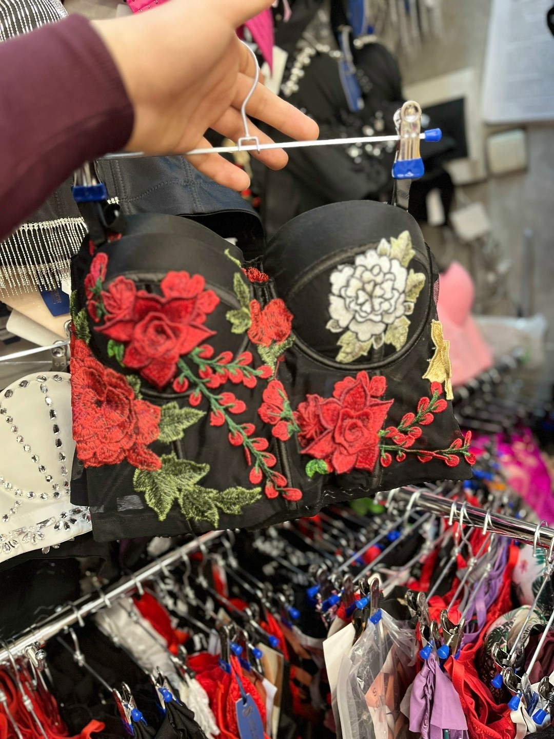 бюстье,нижне бельё женское,бюстье с вышивкой,бюстгальтер бюстье,женские белье