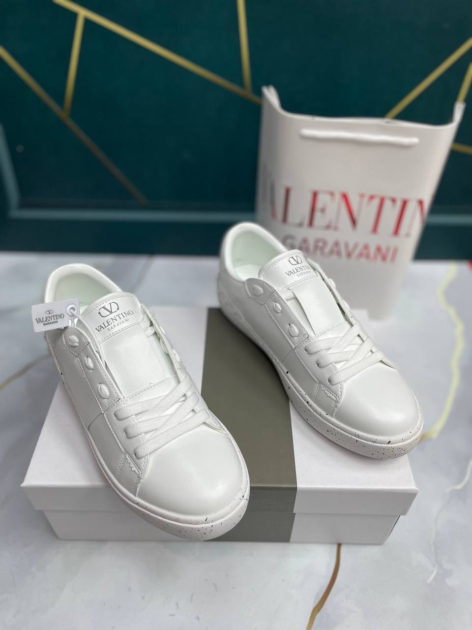 кеды valentino,кеды valentino женские,,кеды валентино оригинал,valentino кроссовки