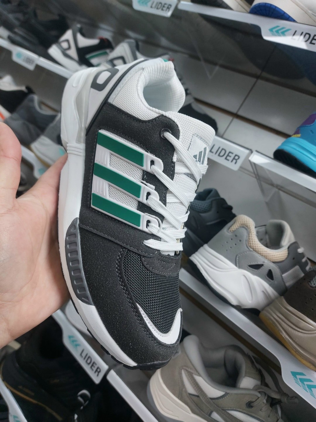 кроссовки adidas torsion,кроссовки мужские adidas torsion,adidas кроссовки,мужские кроссовки adidas,кроссовки адидас торшин