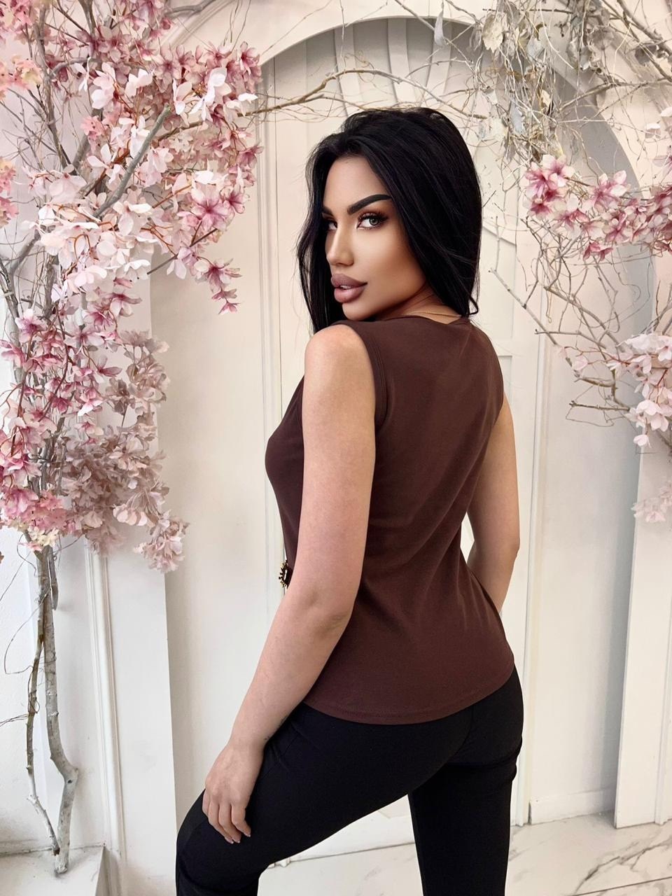 майка кроп топ,женская майка,стильные костюмы,майка топ,майка для женщин