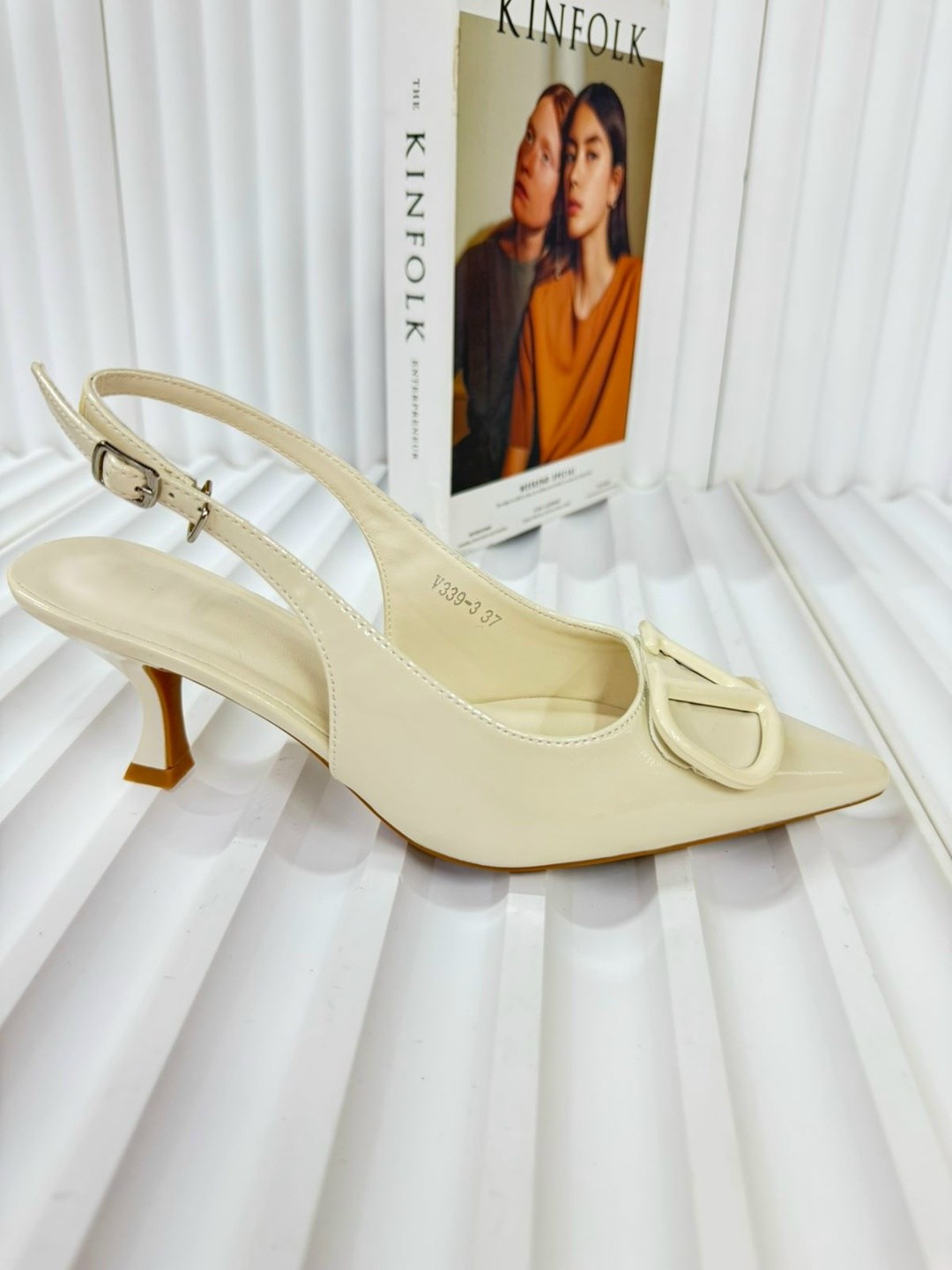 ,туфли yves saint laurent,туфли лодочка,женские босоножки,туфли женские