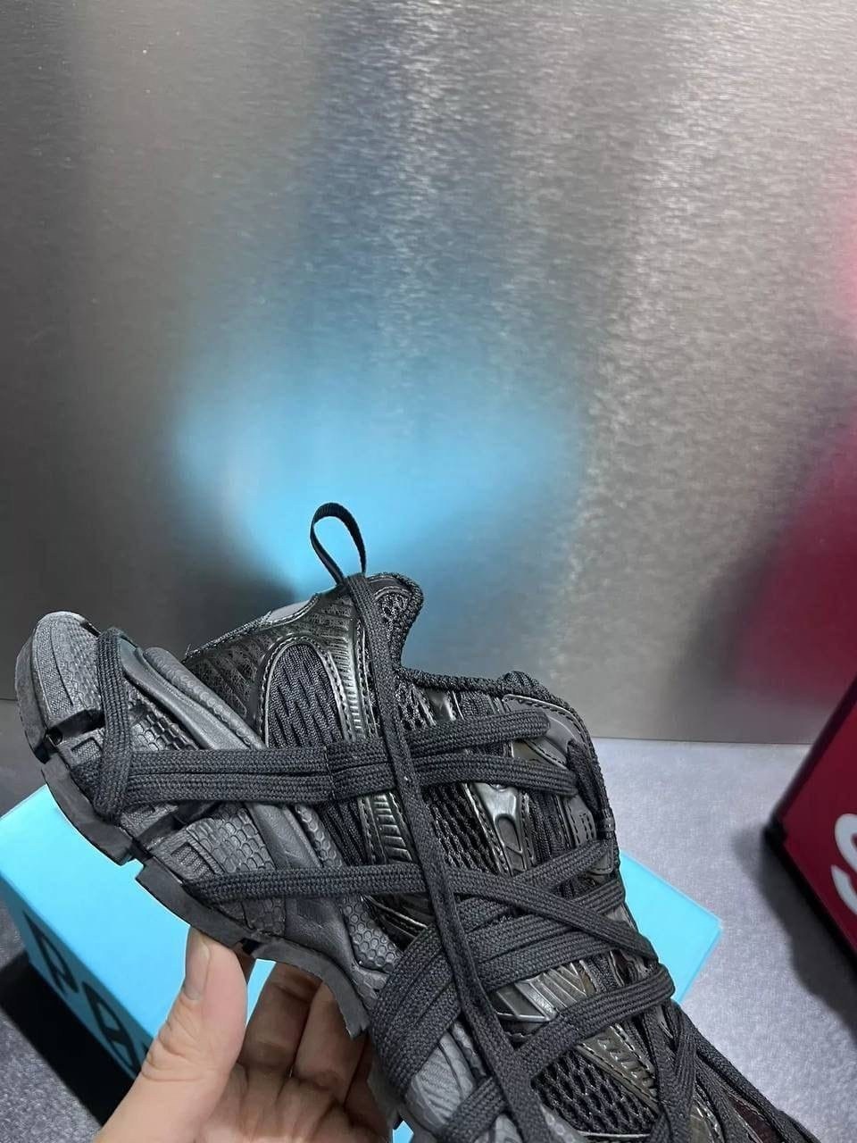 кроссовки balenciaga женские,кроссовки balenciaga 3xl extreme laces b,кроссовки balenciaga,спортивная  в стиле balenciaga track 2.0,кроссовки balenciaga track 1.0 men 542026w3bj11000 черный