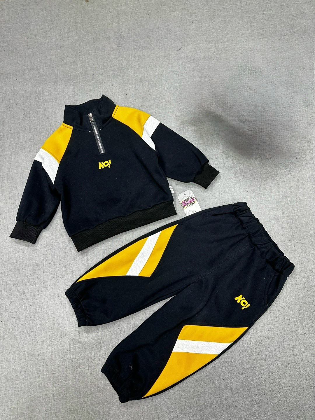 костюм спортивный для мальчика,костюм спортивный детский,детский костюм,детские спортивные костюмы,комплект костюм