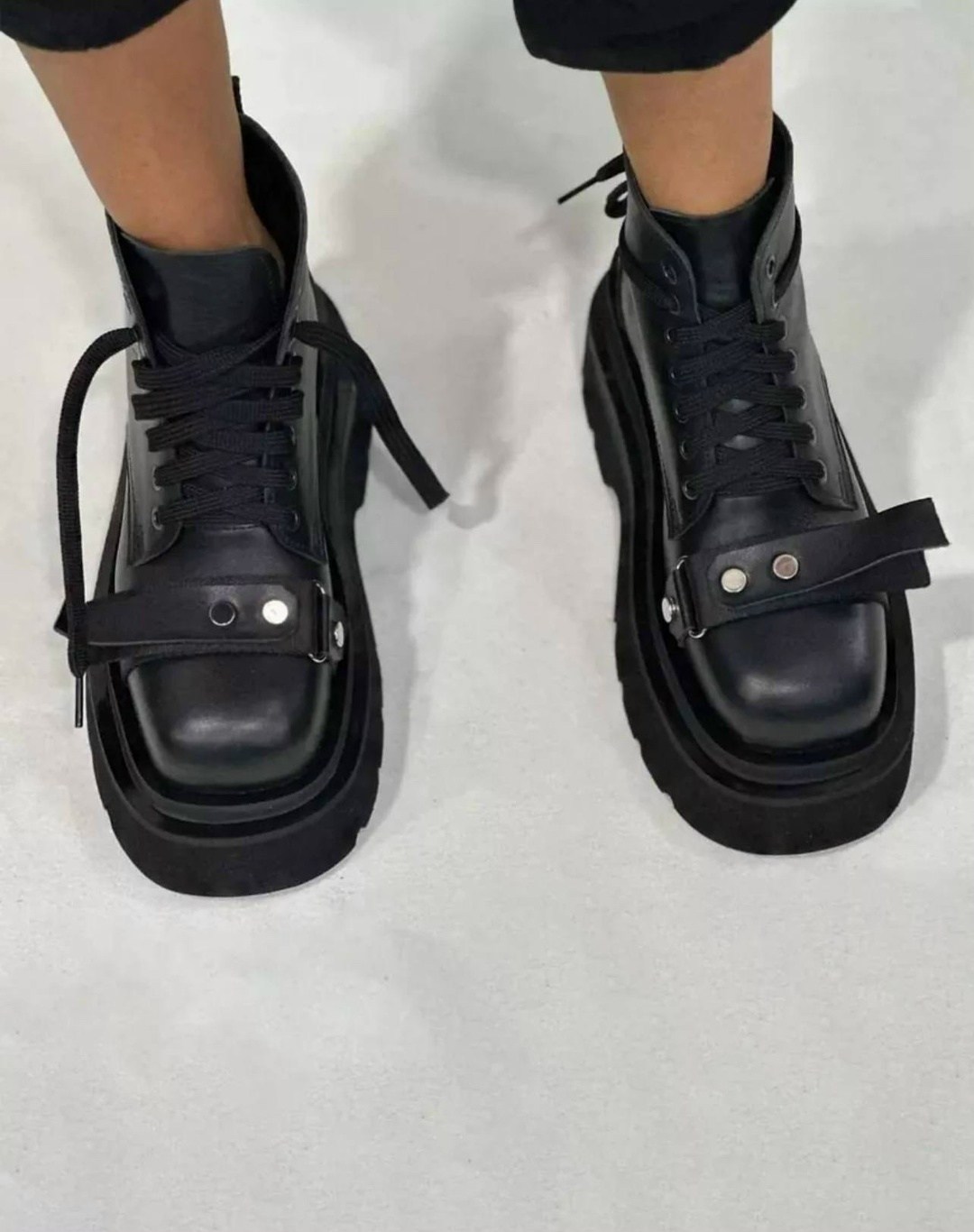 ,женские ботинки, на платформе,ботинки на платформе,модные ботинки