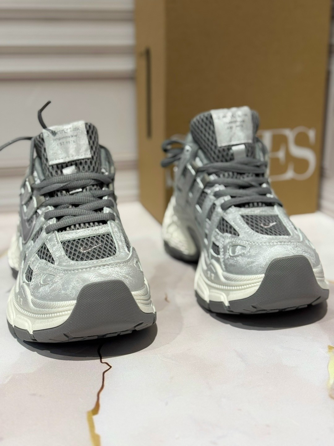 кроссовки женские,повседневные кроссовки,,массивные кроссовки,модные кроссовки