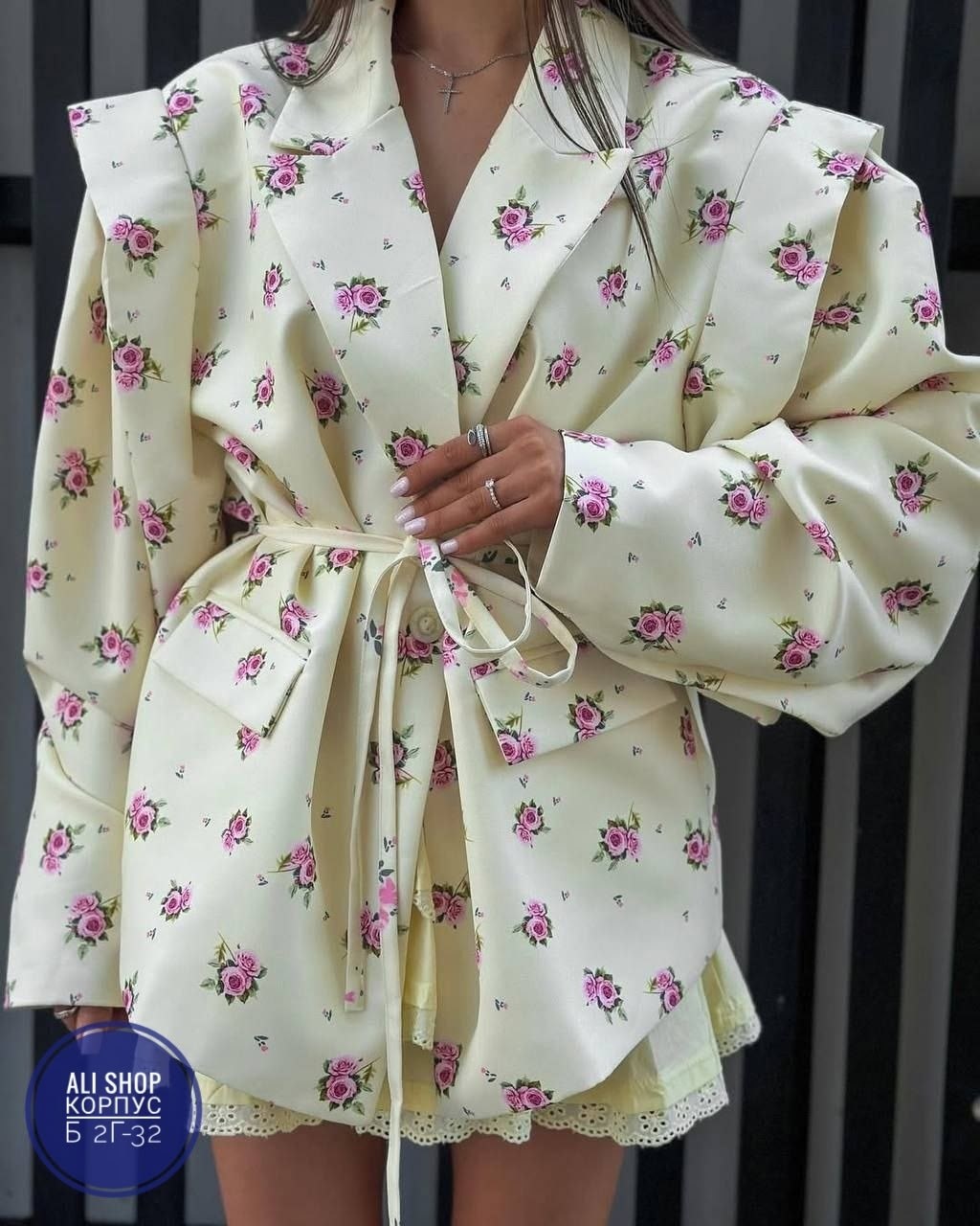 пиджак оверсайз с цветочным принтом leroy style,пиджак оверсайз,жакет