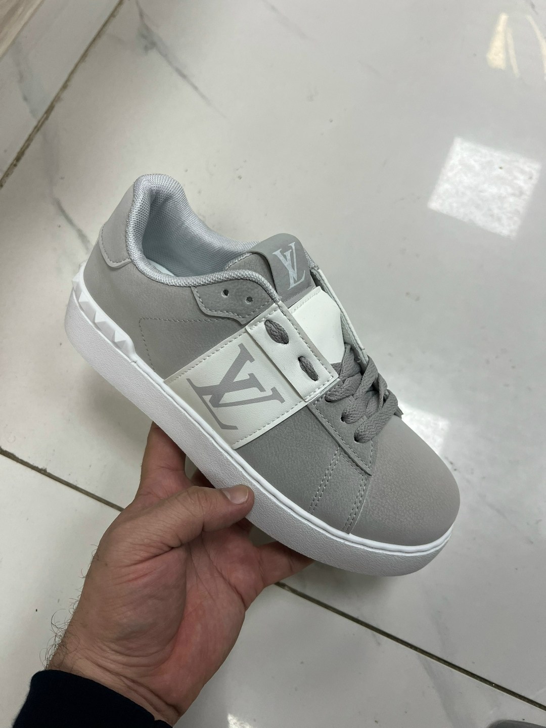 ,кеды луи витон женские,кроссовки луи витон мужские белые,кеды луи виттон,кроссовки louis vuitton