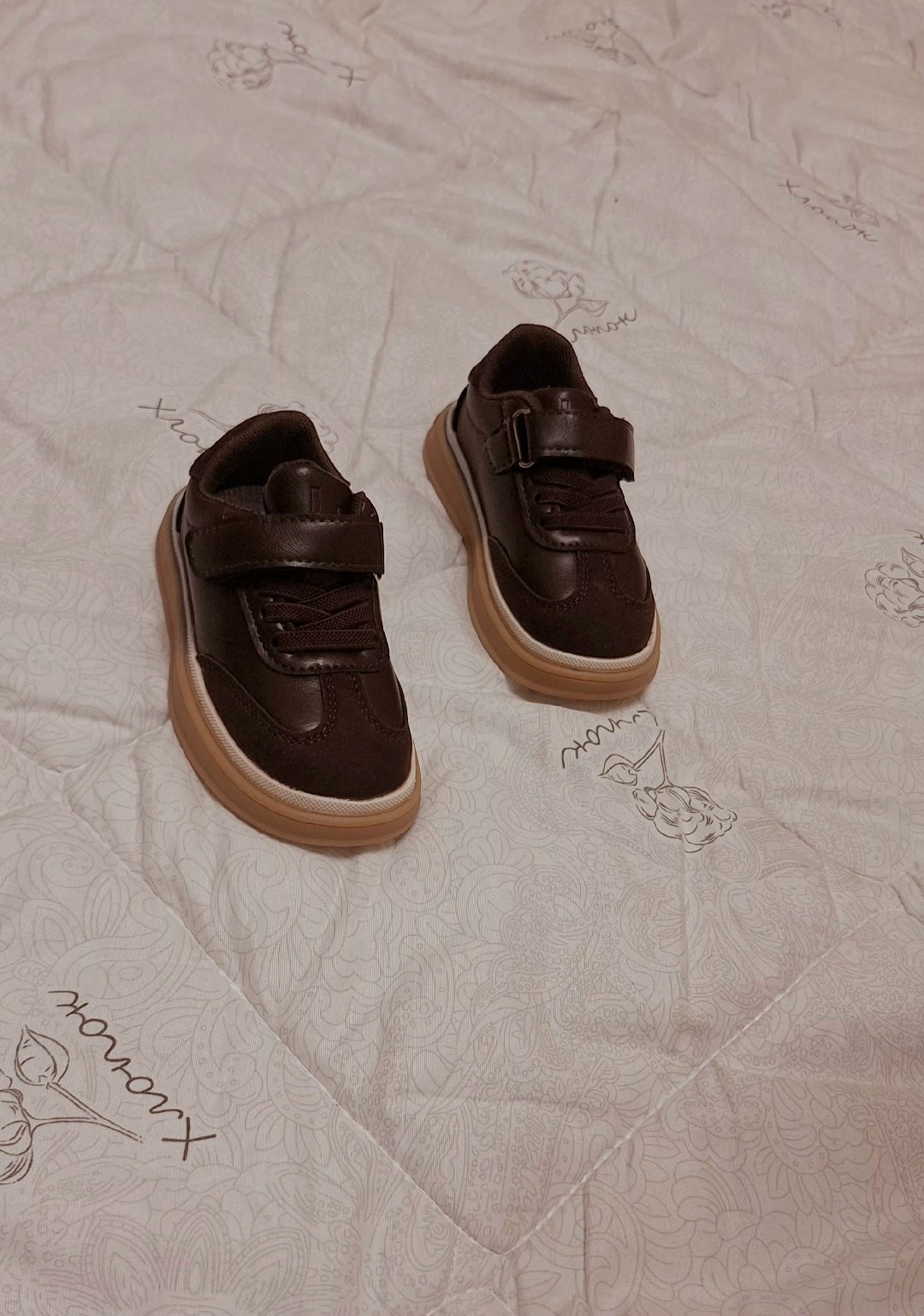 ,детская ,детские кроссовки,кроссовки для малыша, для малышей