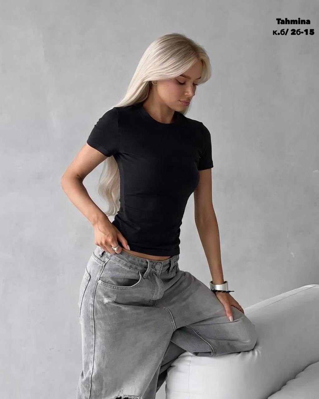 футболка женская бордовая,футболка женская,скимс футболка женская,футболка скимс укороченная базовая облегающая,футболка топ укороченная базовая облегающая yuji.clo