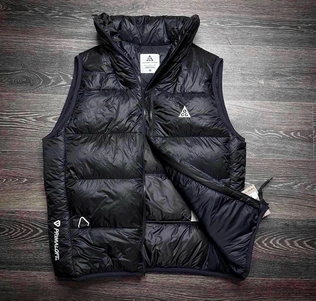 жилетка nike,жилетка nike acg,жилетка демисезонная,жилетка двухсторонняя,жилет спортивное