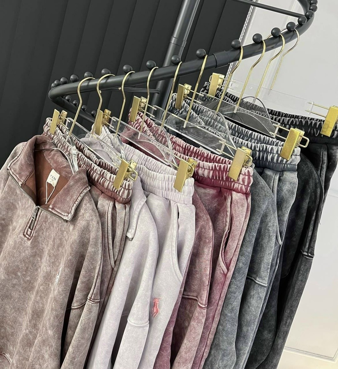 костюм спортивный,костюм на флисе,спортивный костюм варенка,костюм спорт шик,женские костюмы