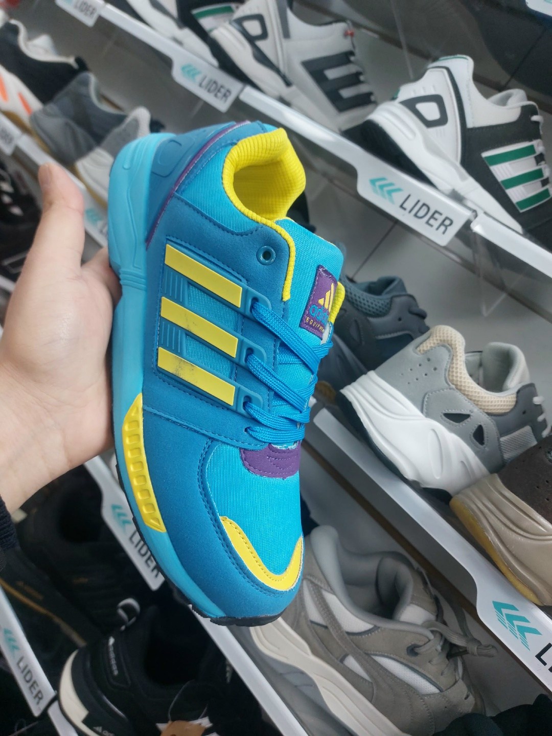 кроссовки adidas torsion,кроссовки мужские adidas torsion,adidas кроссовки,мужские кроссовки adidas,кроссовки адидас торшин
