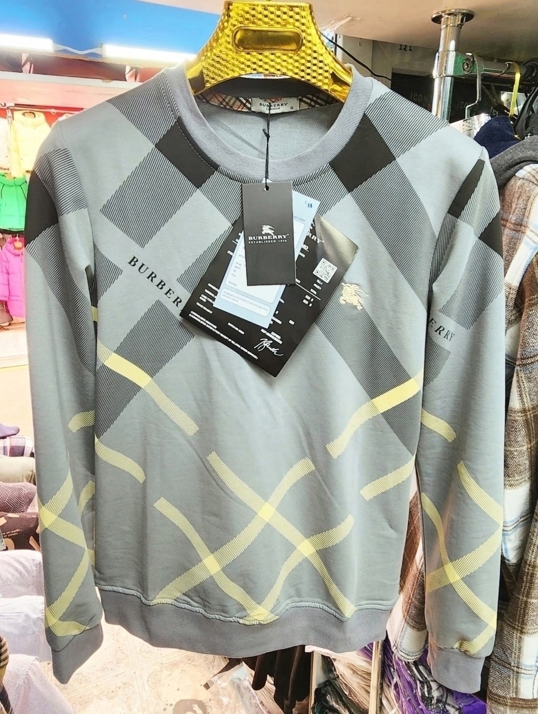 свитшот burberry,свитшот мужской burberry,кофта burberry,лонгслив burberry,свитшот повседневный