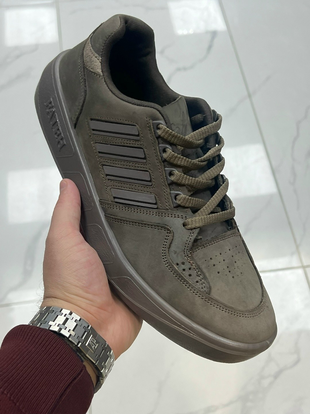 ,спортивная ,кроссовки мужские из натуральной кожи,кроссовки мужской натуральная кожа,повседневные кроссовки