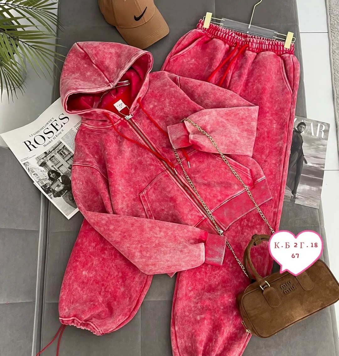 cпортивный костюм велюровый,велюровый костюм,женский спортивный костюм велюровый серый,женский костюм на флисе,велюровый костюм женский