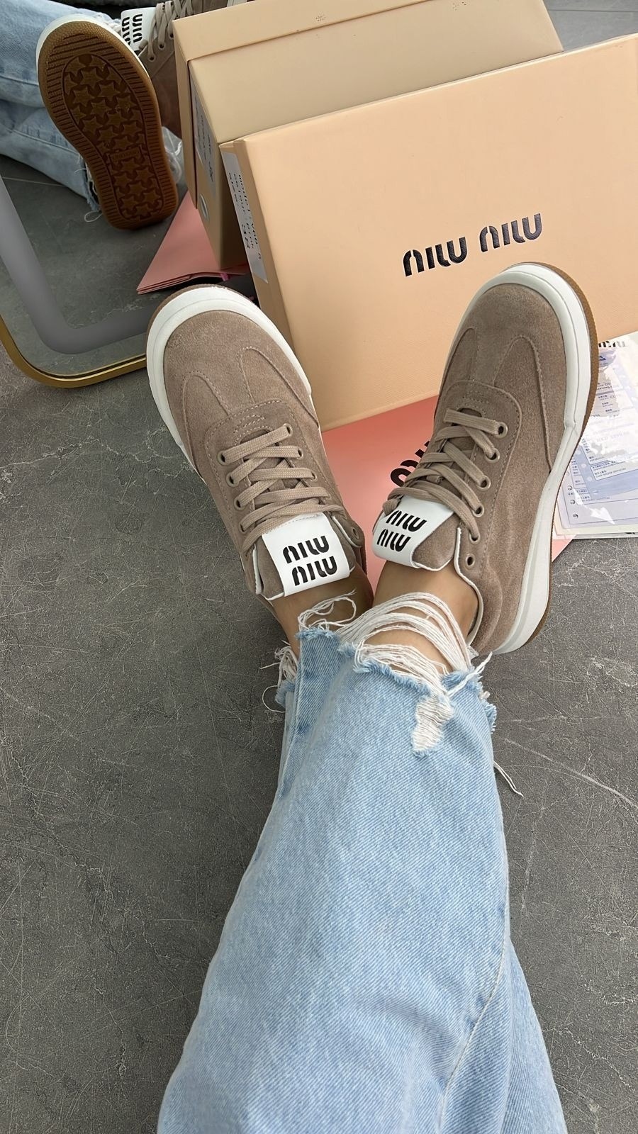 ,женские кроссовки miu miu,кроссовки натуральные замшевые miu miu,женские замшевые кеды miu miu арт. 6m7m33,женские замшевые кеды miu miu