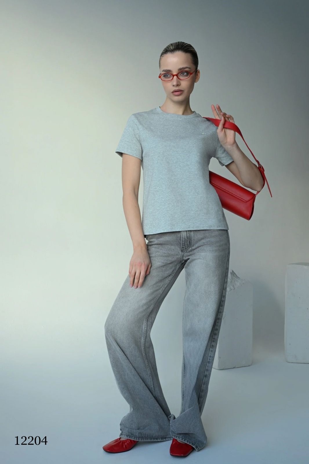 женская футболка,серая футболка женская,базовая женская футболка,серая футболка,базовая футболка