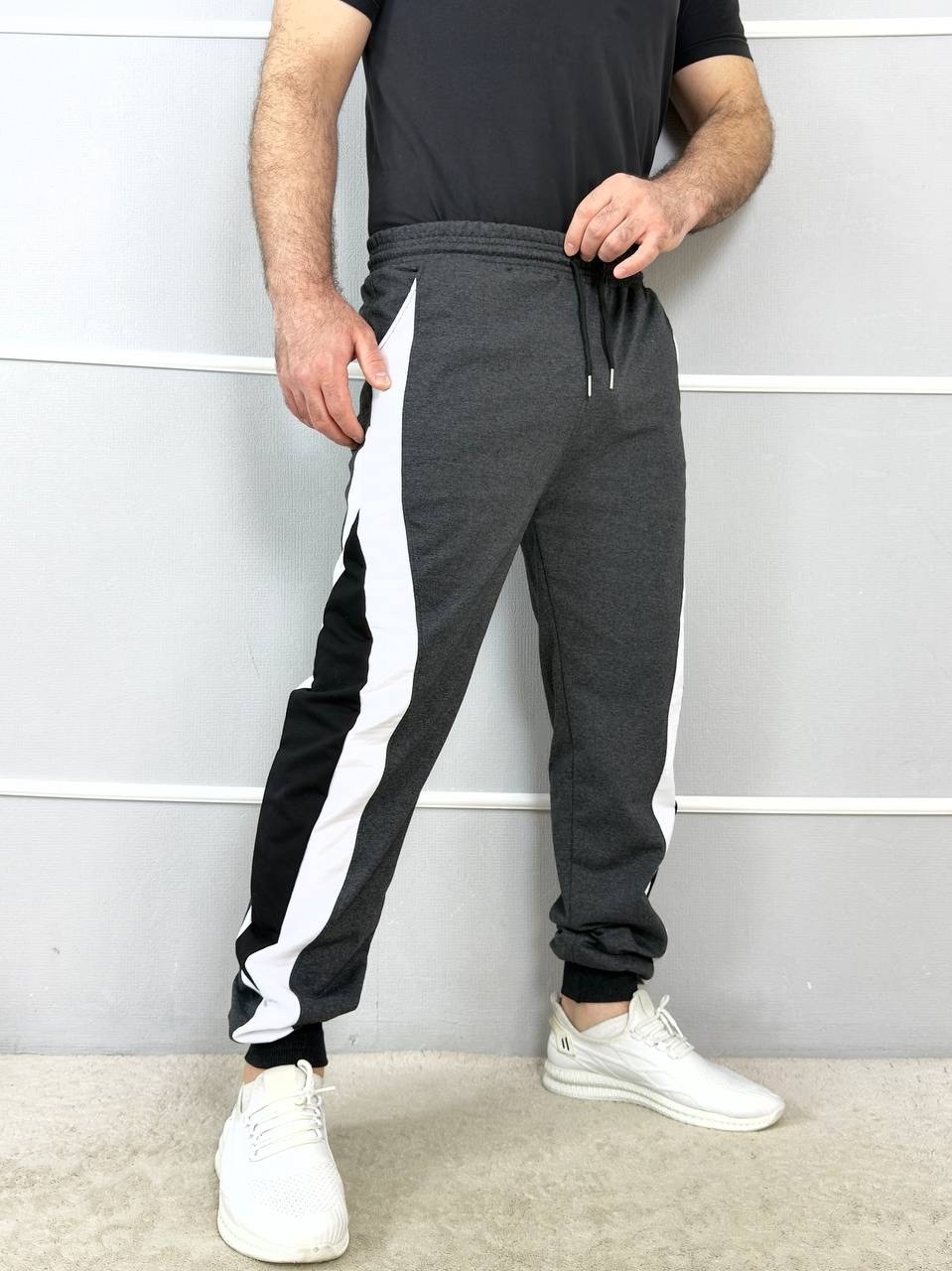 брюки спортивные мужские,брюки джоггеры спортивные с лампасами,брюки спортивные,штаны спортивные мужские,спортивные джоггеры