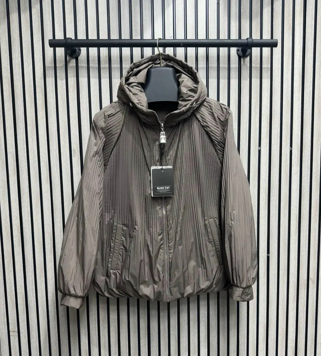 демисезонная куртка,стильная куртка,женская куртка,куртка,легкая куртка