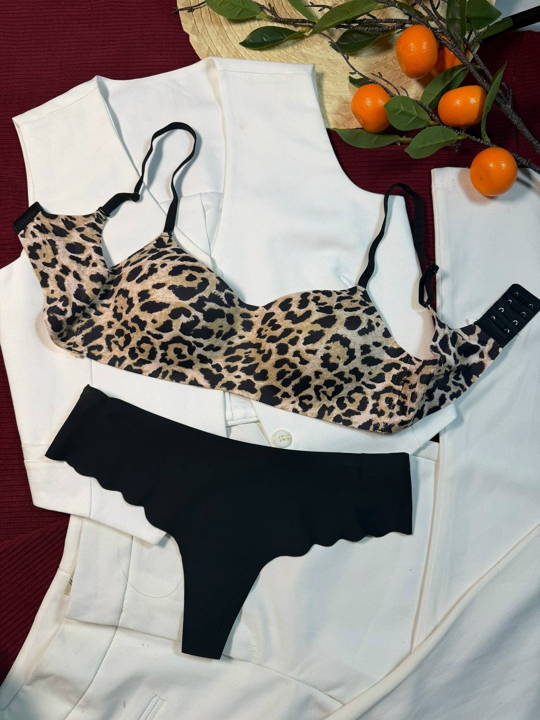 женские трусы бесшовные,стринги нижнее белье,комплект трусов стринги бесшовные,трусики бесшовные,комплект трусов стринг