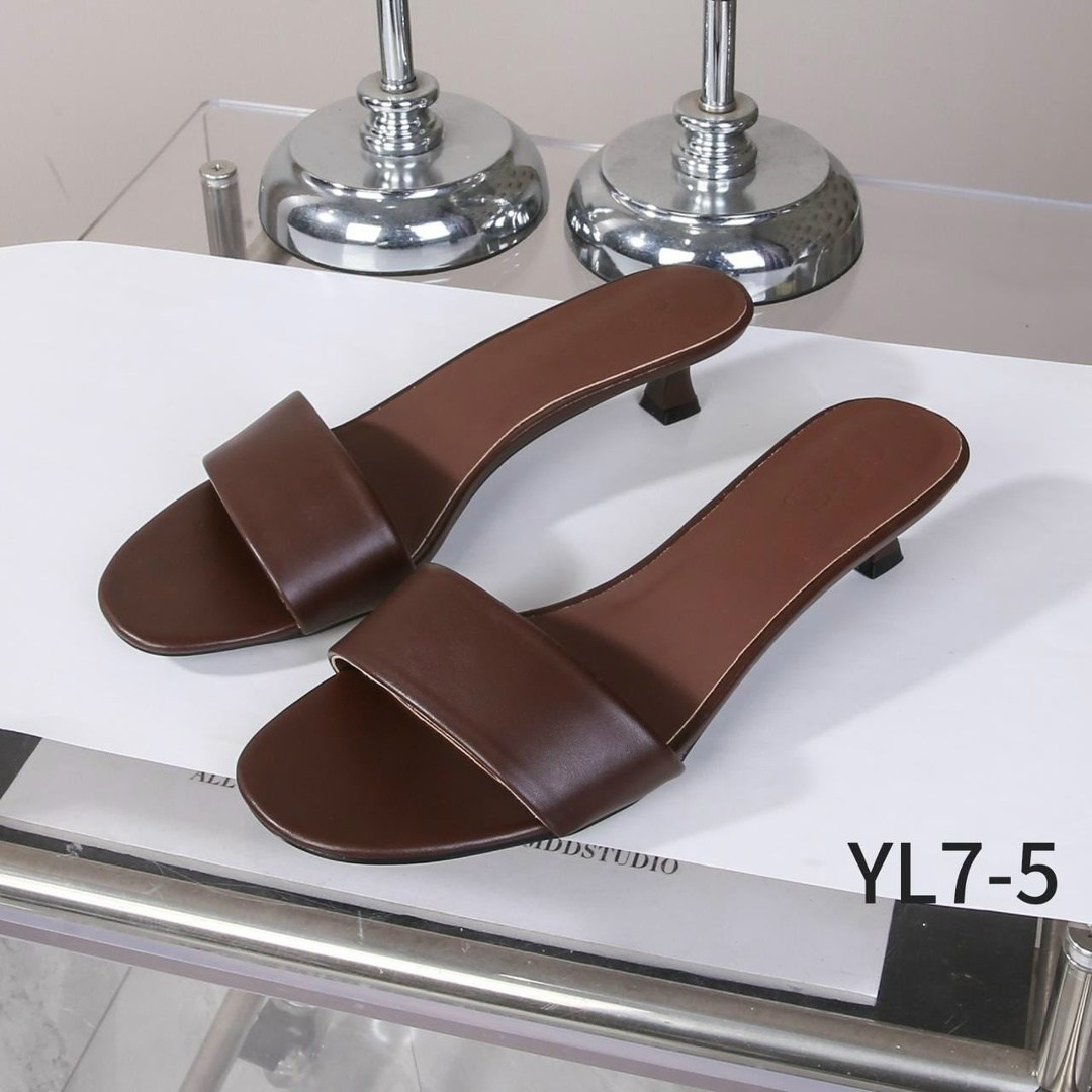 ,шлепанцы женские,женские босоножки,белые босоножки zara,белые босоножки