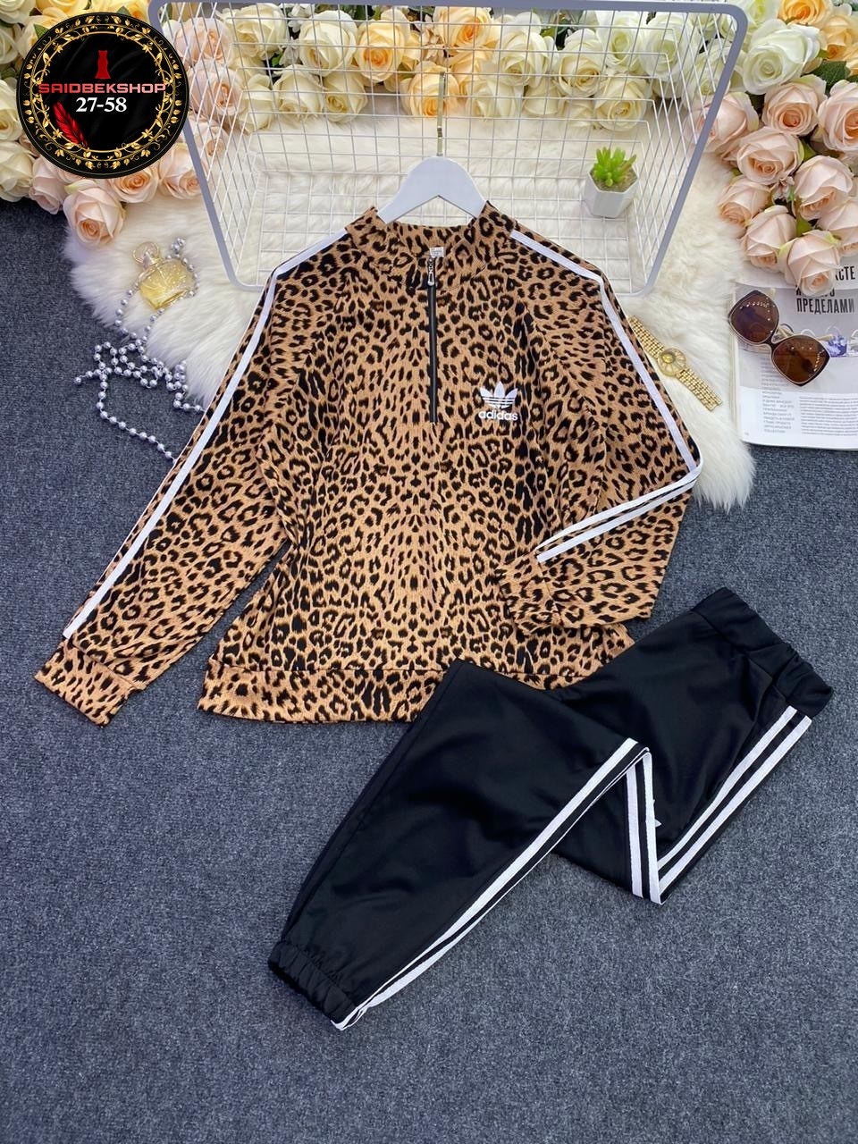 костюм спортивный женский,спортивный костюм,костюм для женщин,женские костюмы,костюм с лампасами