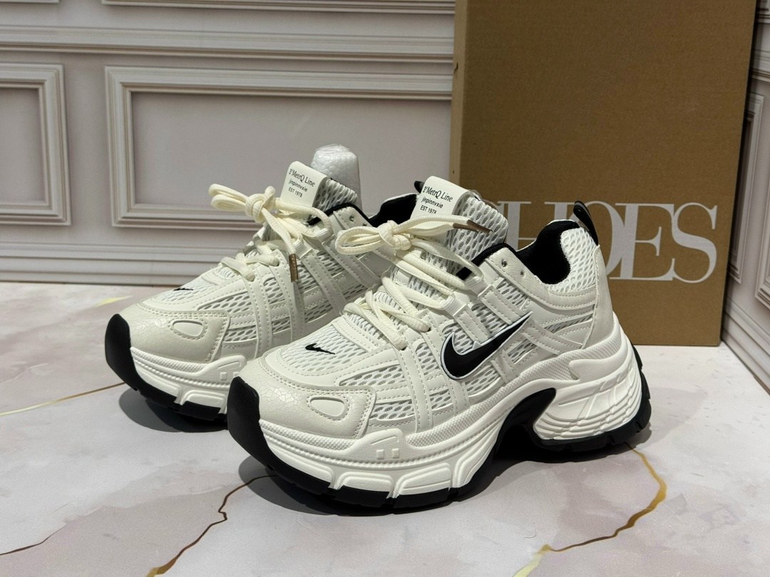 кроссовки женские,повседневные кроссовки,,массивные кроссовки,модные кроссовки