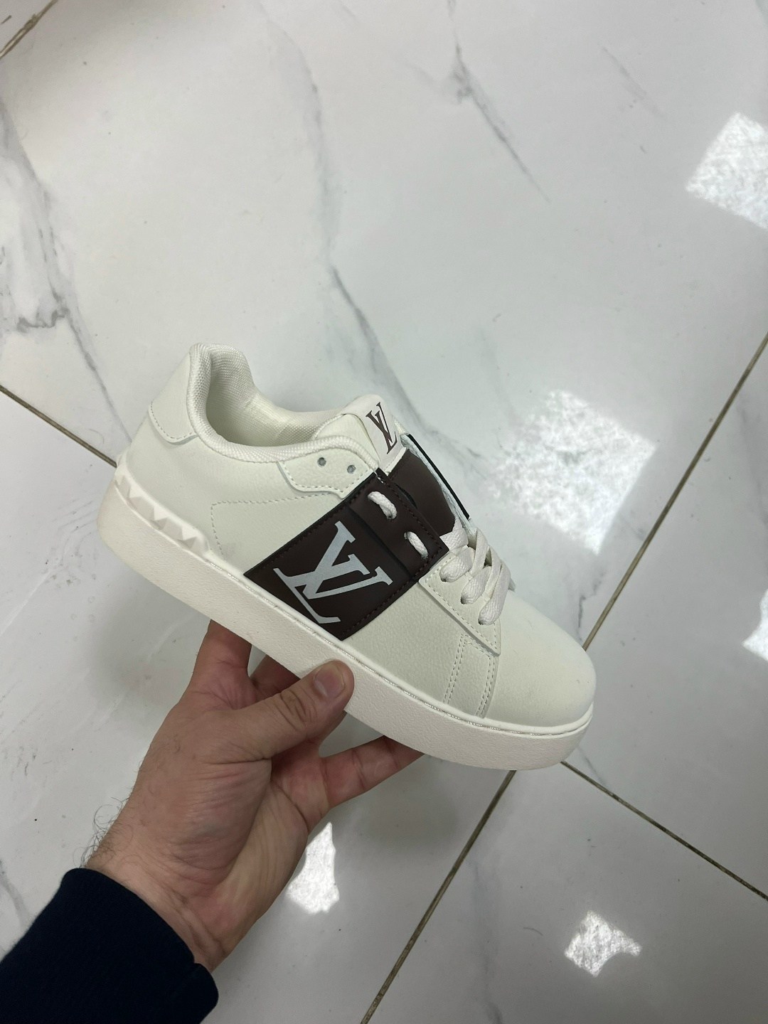 ,кеды луи витон женские,кроссовки луи витон мужские белые,кроссовки louis vuitton,кеды луи виттон