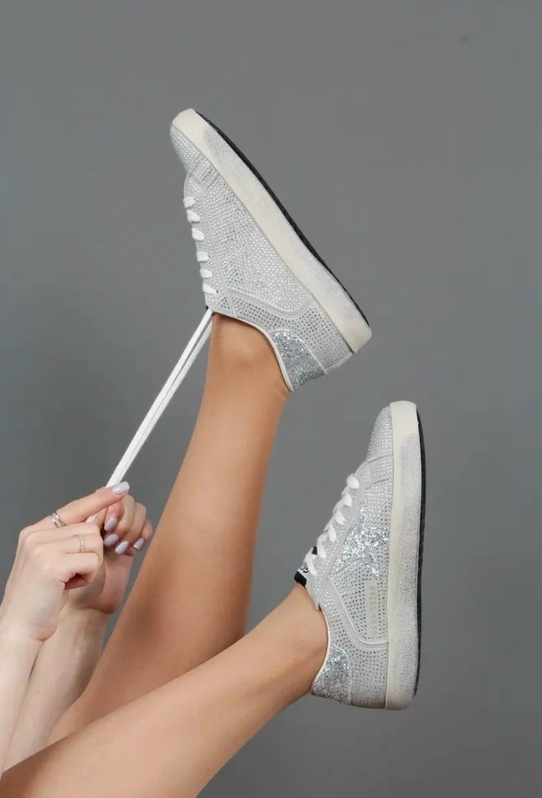 golden goose кеды блестящие,,golden goose кеды super-star с блестками серебристый,кеды golden goose женские,кеды премиата блестящие